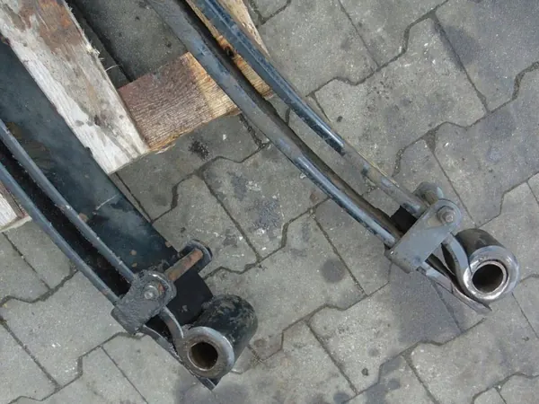Ressort Avant OEM 123 pour Iveco Stralis 05r image 6