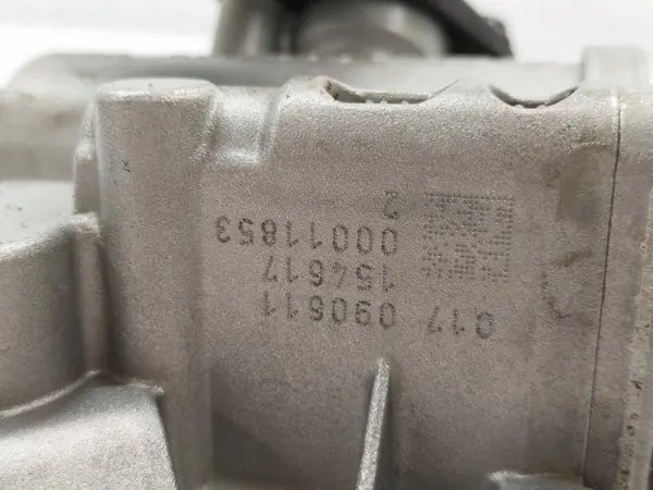 Bomba de aceite usada OEM 06H115107Q Audi A4 B8 1.8 TFSI image 5