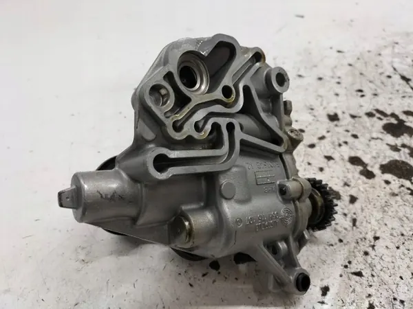 Bomba de aceite usada OEM 06H115107Q Audi A4 B8 1.8 TFSI image 6