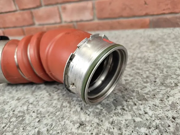 Intercooler Schlauch BMW X5 E70 X6 E71 3.0sd 3.5d image 3