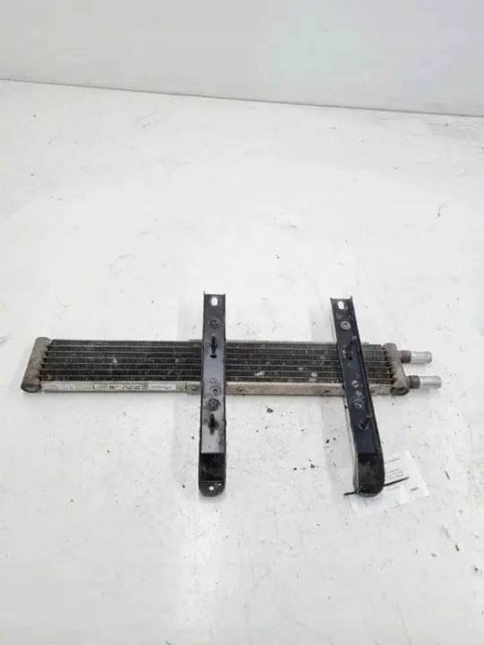 Enfriador de combustible usado OEM 4E0203503A Audi image 3