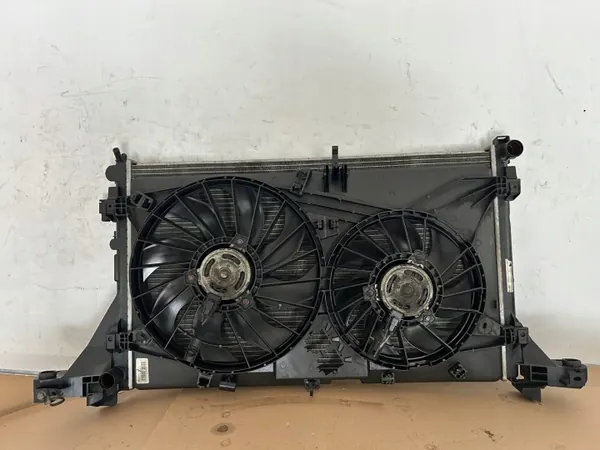 Waterradiatorventilator OEM 214815872R Renault Master III image 2