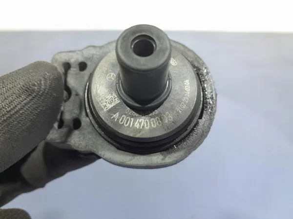 MERCEDES A W177 A45S Bränsletrycksensor A0014700893 image 3