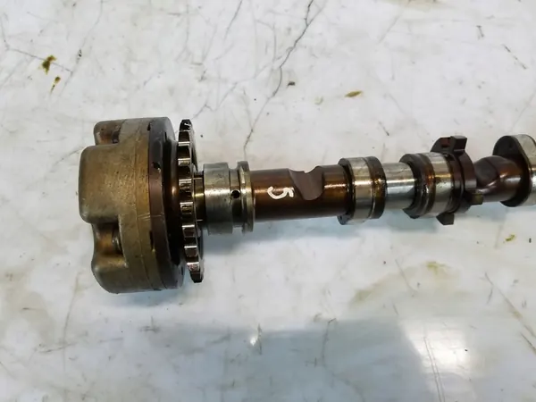 Insugningskam AUK Audi A4 B7 3.2 FSI image 2