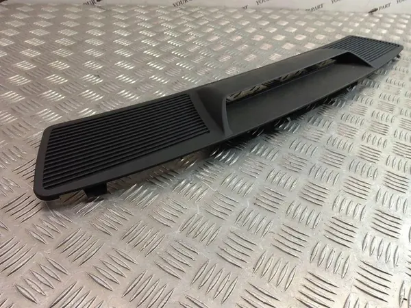 Luz de Freio Adicional BMW 7 (E65, E66, E67) 8236783 image 4