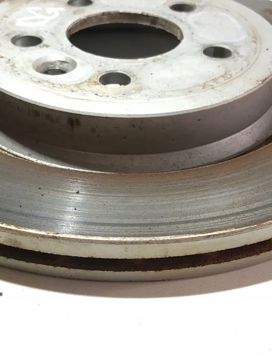 Volvo XC70 Taka jarrulevy OEM 31471832 image 7