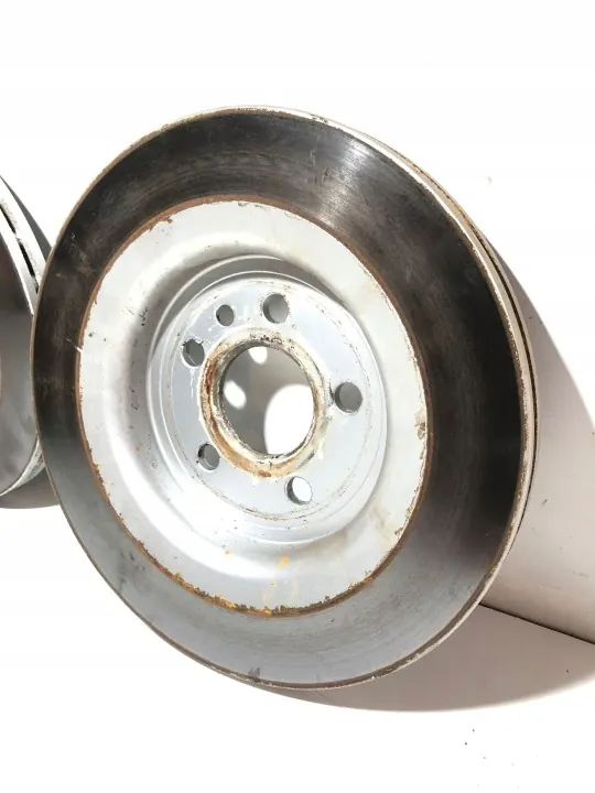 Volvo XC70 Taka jarrulevy OEM 31471832 image 9