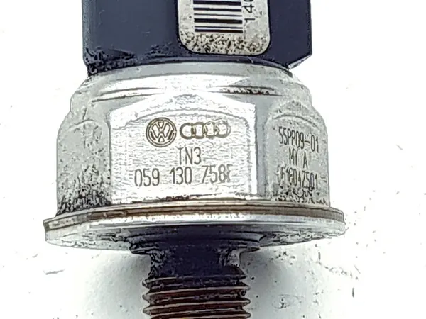 Sensor de pressão de combustível Audi OE 059130758E image 7