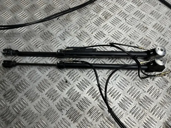 Mercedes CLK W209 Dachaktuator OEM 2098201810 image 3