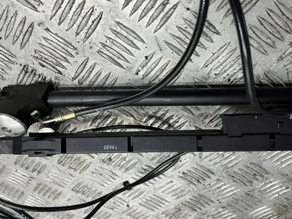 Mercedes CLK W209 Dachaktuator OEM 2098201810 image 4