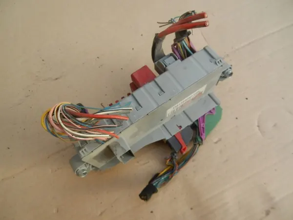 Módulo Caixa de Fusíveis OEM 1361296080 Ducato III image 3