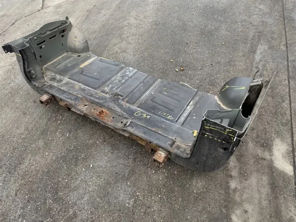 Panel trasero carrocería OEM PAS TYLNY Mercedes Vito image 3