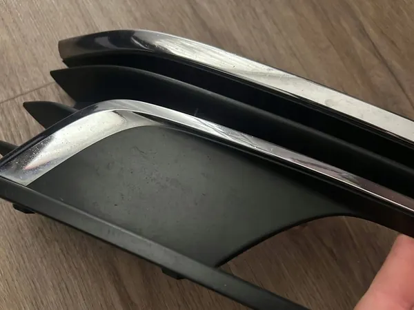 Griglia paraurti anteriore destra Volkswagen Passat B7 OEM 3AA854662A image 3