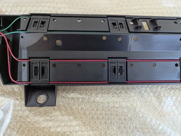 Heckklappensensor OEM 8910A-46010 für Lexus RZ 2022-2025 image 4