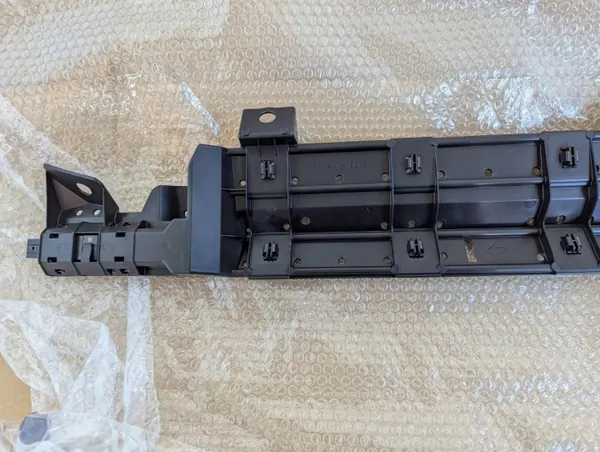 Heckklappensensor OEM 8910A-46010 für Lexus RZ 2022-2025 image 6
