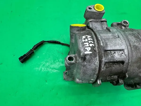 Compressor de Ar Condicionado Audi A6 C6 4.2 MPI V8 BAT image 2