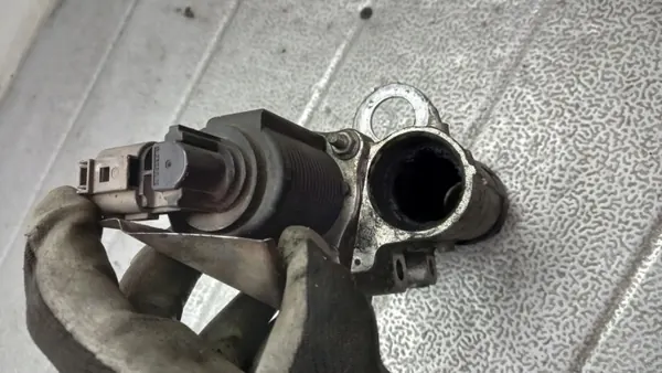 Válvula EGR OEM 01 para Renault Clio II 1.5 dCi image 5