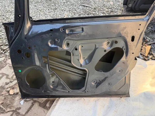 Framdörr höger OEM ASTRA IV 4 MONDI - Begagnad image 6