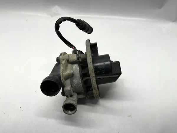 Secundaire luchtpomp OEM 5C0906618 VW Jetta VI image 2