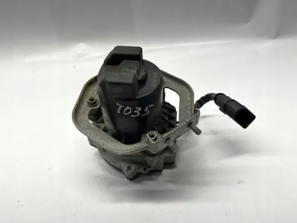 Secundaire luchtpomp OEM 5C0906618 VW Jetta VI image 3