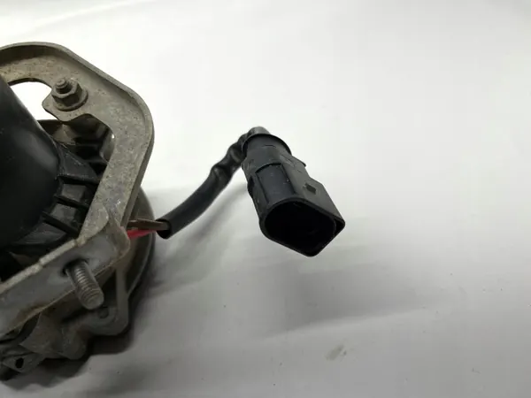 Secundaire luchtpomp OEM 5C0906618 VW Jetta VI image 4