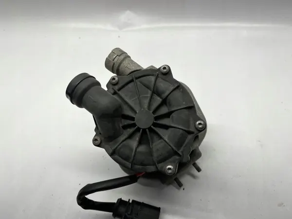 Secundaire luchtpomp OEM 5C0906618 VW Jetta VI image 7