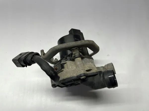 Secundaire luchtpomp OEM 5C0906618 VW Jetta VI image 9