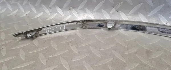 Takaluukun kromilista vasen Astra IV J Lift 13368077 image 6