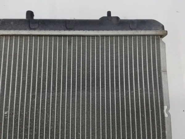 Radiateur d'eau Nissan X-Trail T31 OEM AMD82062 image 10