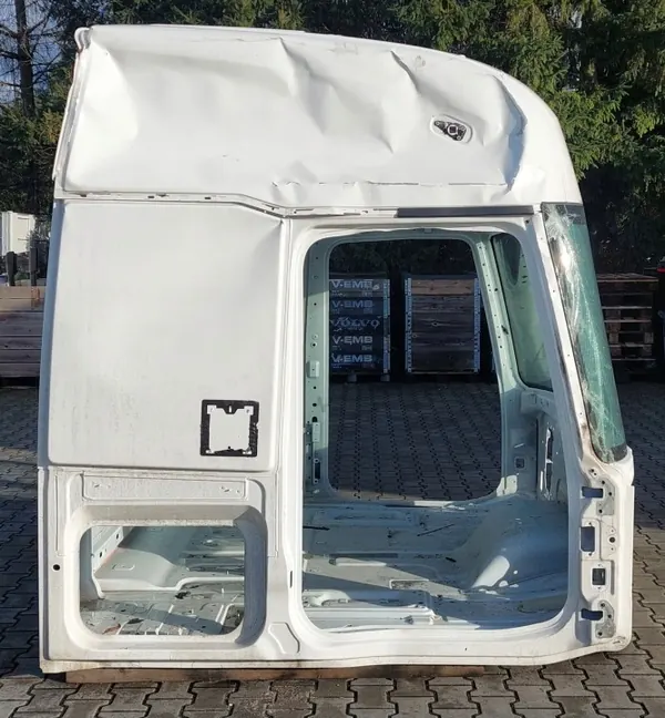 Cabine Renault Gama T Haute 2023 OEM 900349999 image 3