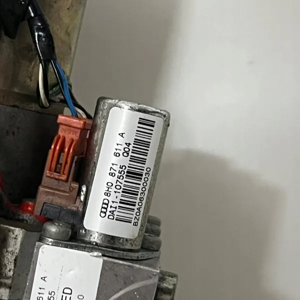 Audi A4 B7 Cabrio dakpomp OEM 8H0871611A image 5