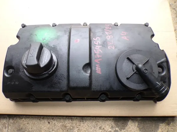 Audi Ventildeckel OEM 038103475Q für A3 S3 8L image 2