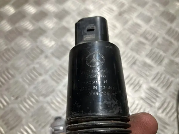 Tvättpump Mercedes A-klass W177 2.0 CGI A1778660000 image 3