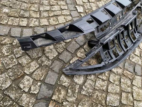 Rinforzo paraurti anteriore VW ID4 11A807217A OEM image 3