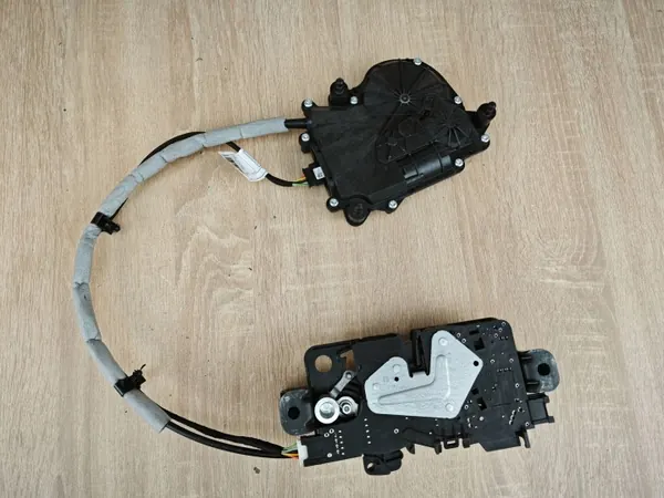 OEM 7430626 kofferbaksluitmechanisme voor BMW G26 image 4