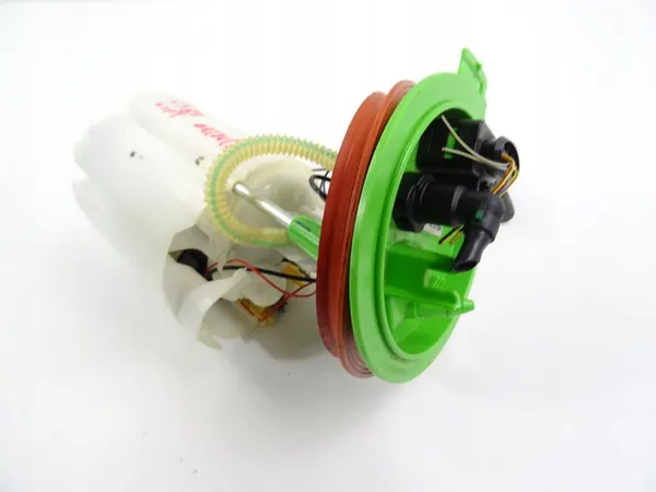 Brandstofpomp AUDI A3 1.4 TSI 5Q0919051BN image 4