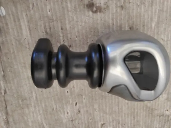 Parafuso de chassi Peugeot 308 II T9 OEM 9801108980 image 4