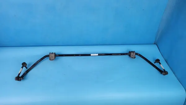 Tesla Model 3 Taka Stabilointitanko OEM 1044485-00-A image 2