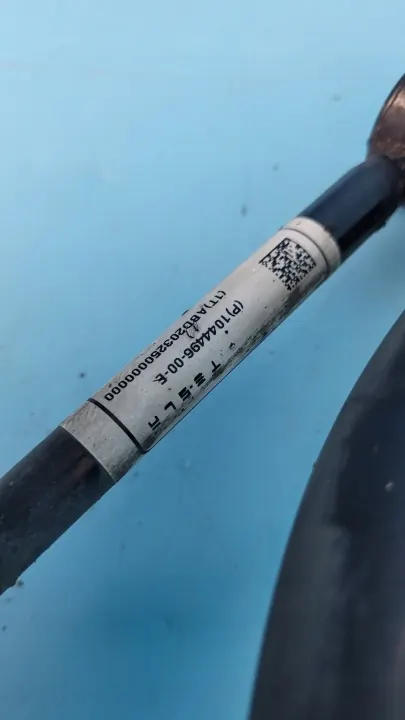 Tesla Model 3 Taka Stabilointitanko OEM 1044485-00-A image 6