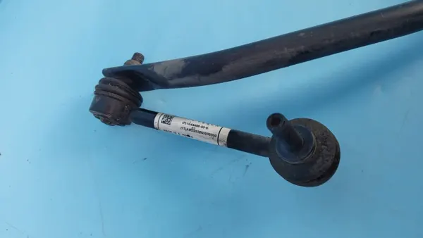 Tesla Model 3 Taka Stabilointitanko OEM 1044485-00-A image 7