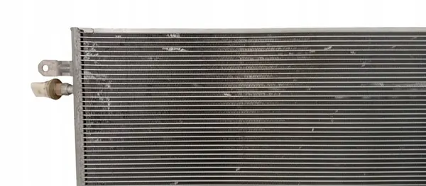 Audi A6 C6 4F Ilmastointijäähdytin OEM 4F0260401E image 2