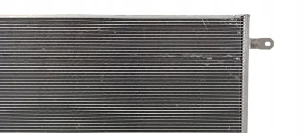 Audi A6 C6 4F Ilmastointijäähdytin OEM 4F0260401E image 3