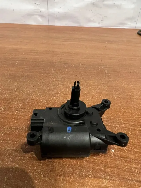 Klepmotor D2476 voor Mercedes-Benz Sprinter 3.5T image 5
