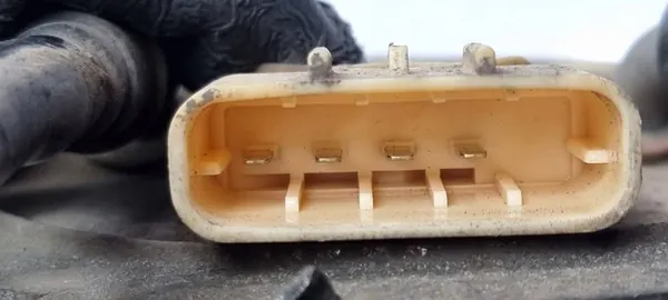 Bomba de Combustível 24460069 Opel Corsa C image 2