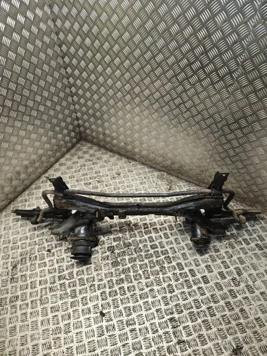 Cadre auxiliaire avant OEM ESH8063 pour Volkswagen Vento image 2