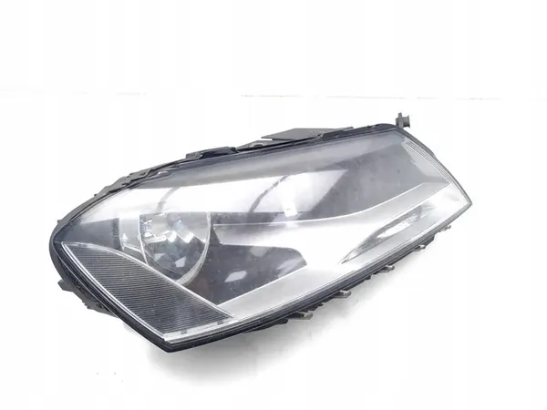 VW Passat Etuvalo Oikea 2013 Sedan 3AC941006 image 10