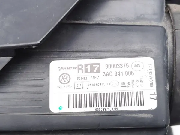 VW Passat Etuvalo Oikea 2013 Sedan 3AC941006 image 7