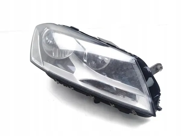 VW Passat Etuvalo Oikea 2013 Sedan 3AC941006 image 9