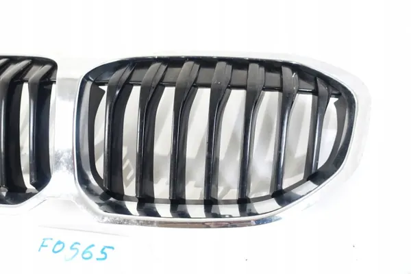 BMW 7450957AI Frontstoßstangengrill - Gebraucht image 4