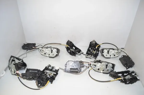 Ensemble de serrures BMW 5 Touring (F11) 7249981 image 1